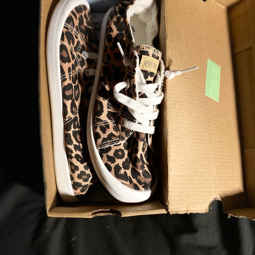Jenn Ardor super foam walking shoes